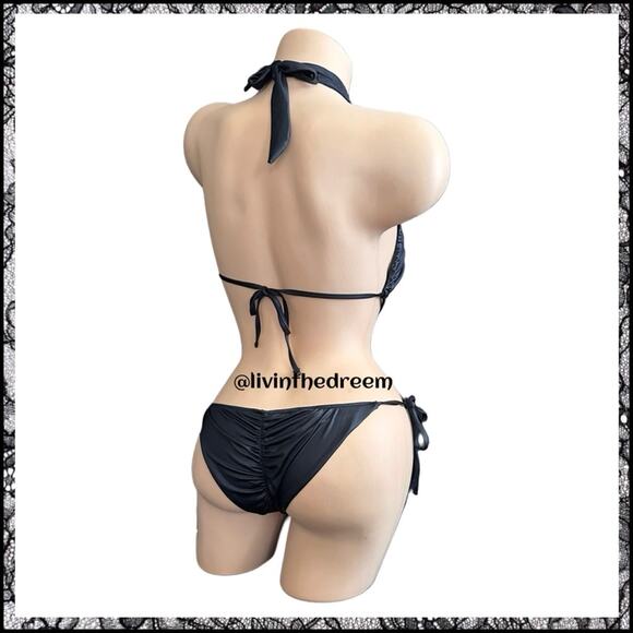 Beach Bunny Unforgettable One Piece Monokini Size Medium NWOT $299 - Picture 9 of 15